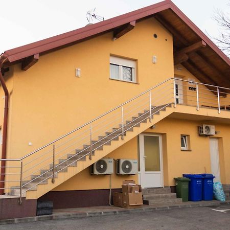 Rooms & Apartment Perak Kutjevo Экстерьер фото
